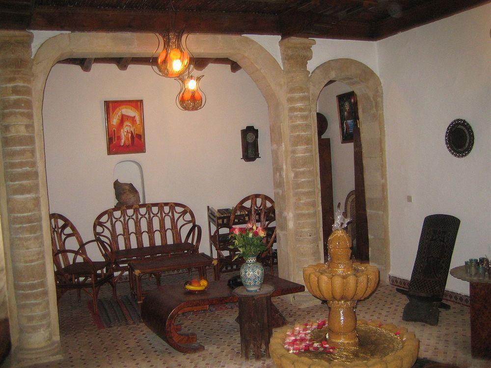 Caverne D'Ali Baba As-Sawíra Exteriér fotografie